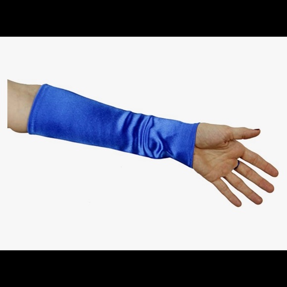 Satin gloves (NWT) - Picture 2 of 4